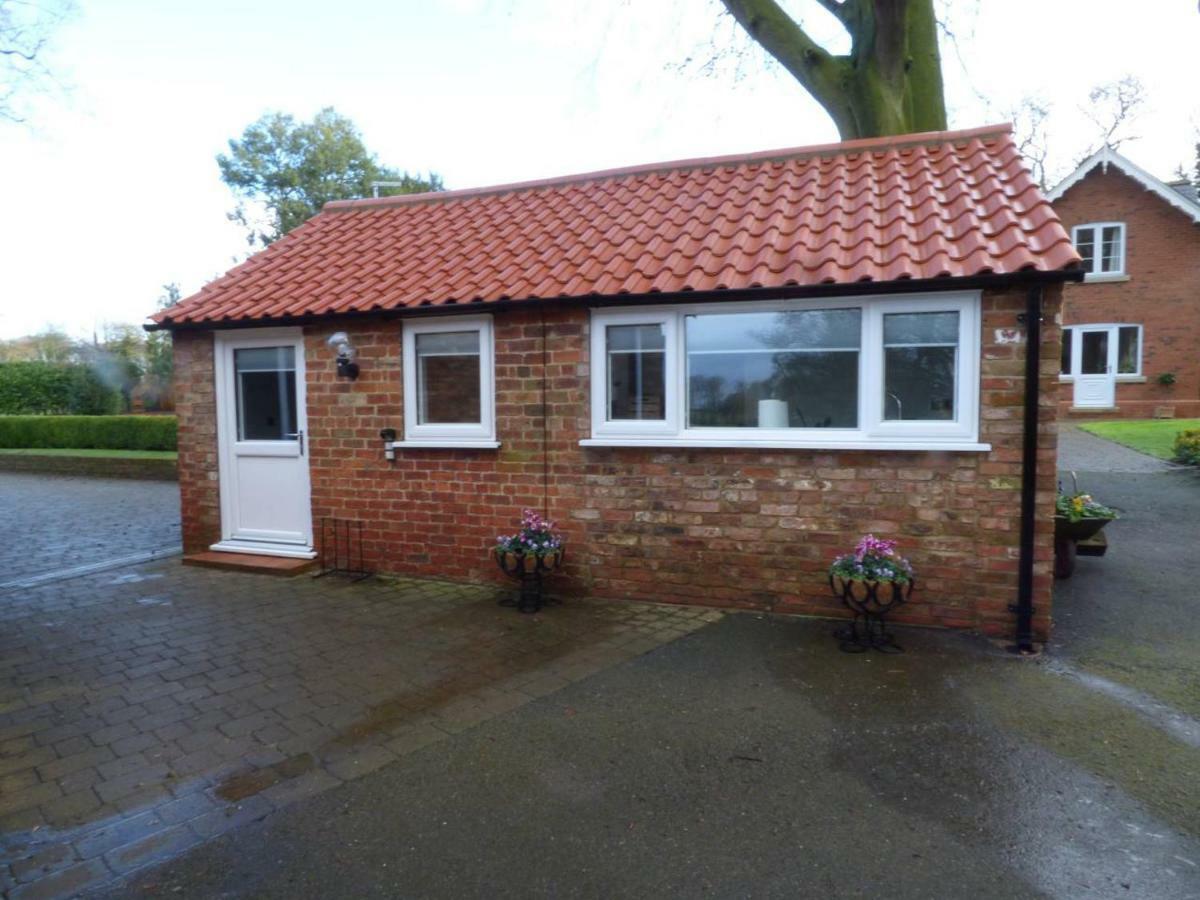 Crossways Self-Catering Cottage - Self Contained East Ravendale Exterior photo